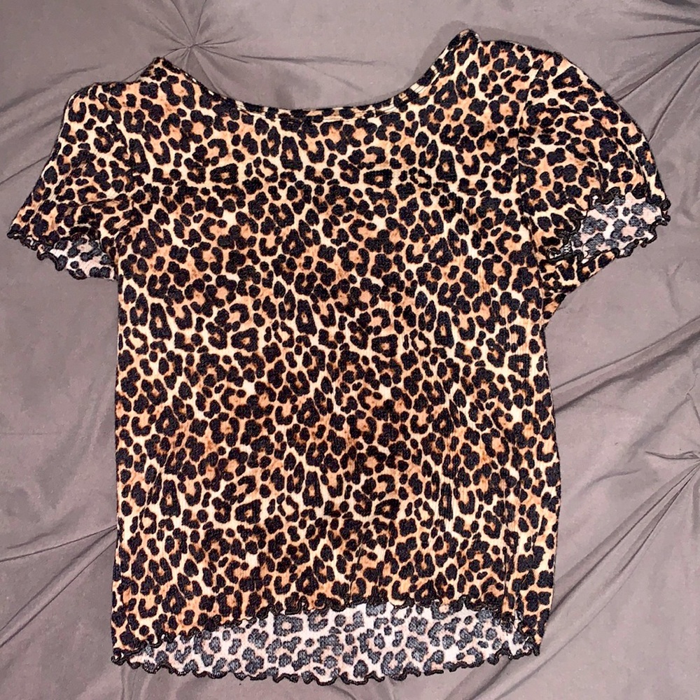 american eagle cheetah top!